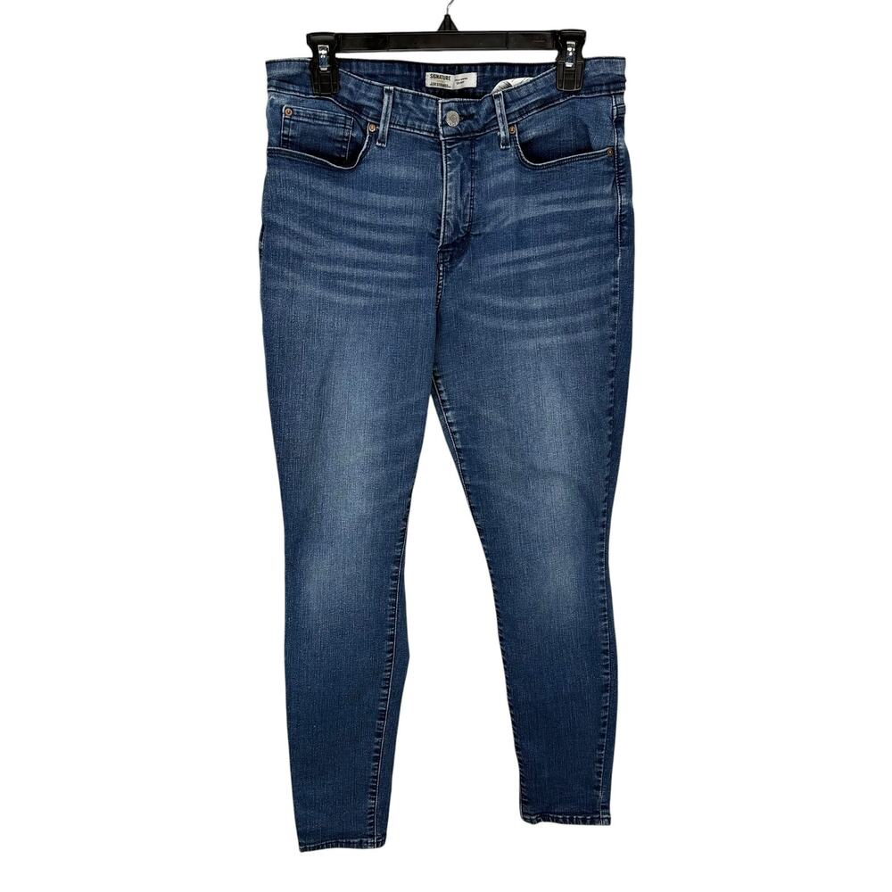 Signature Levi Strauss Totally Shaping Skinny Jeans Size 14M